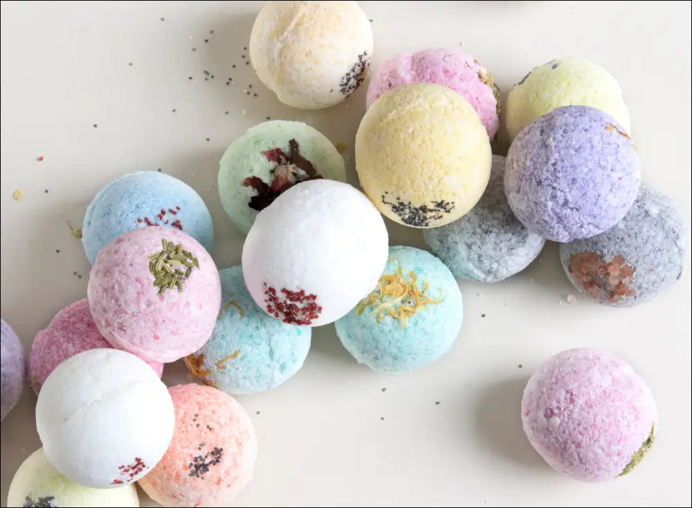 11 Bath Bombs Gift Box + one Free Bomb to make 12!!