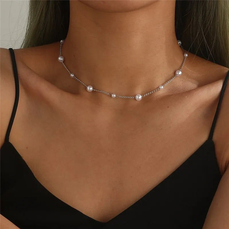 Imitation Pearl Trendy Love Heart  Choker Necklace Female Personality Party Fashion Clavicle Collier Colar Perlas Collar Gift