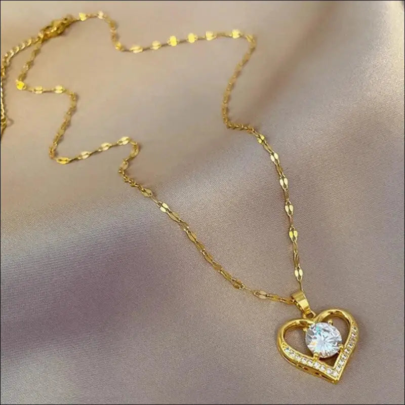 Artificial Gems Heart Pendant Necklace for Women 2022 - Golden Stainless Steel Lips Neck Chain Female Jewelry Girls