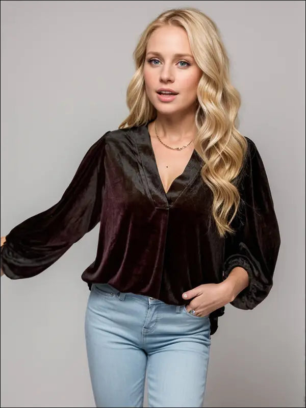 Elegant V-Neck Three-Quarter Sleeve Blouse - Stylish & Comfortable Women’s Top