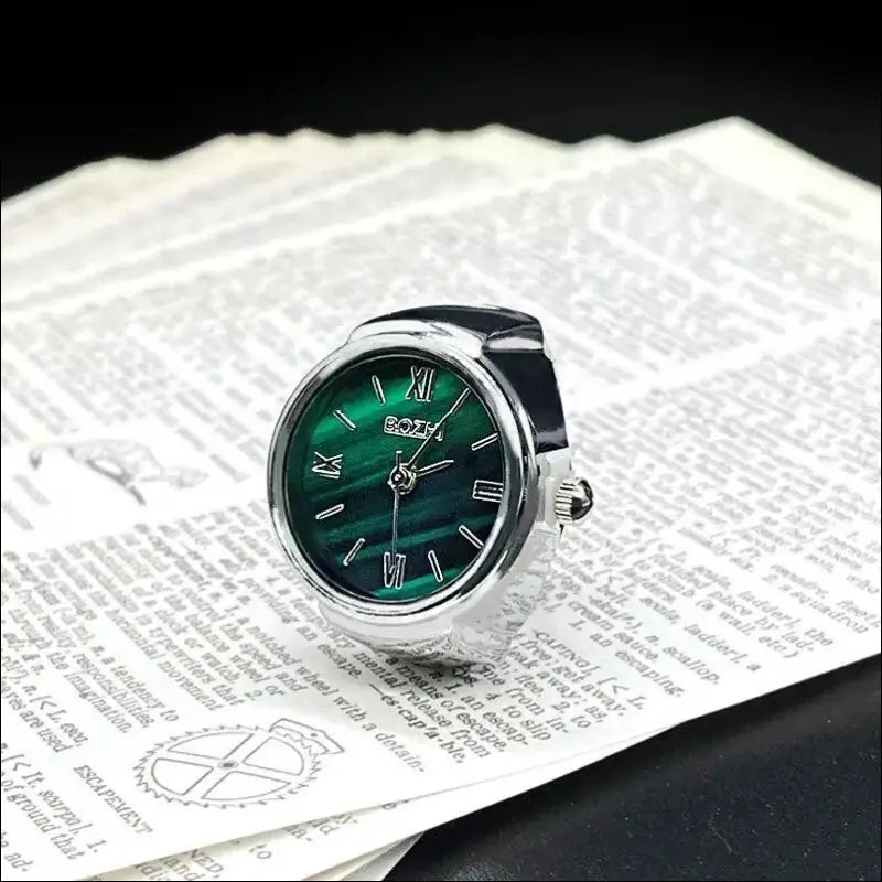 Hot Selling Vintage Finger Watch Ring – Creative Quartz Movement Fashion Accessory for Men & Women - Green-steel