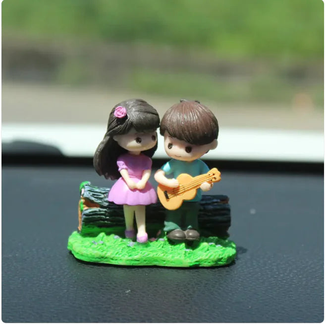 Couple-Themed Car Console Ornaments