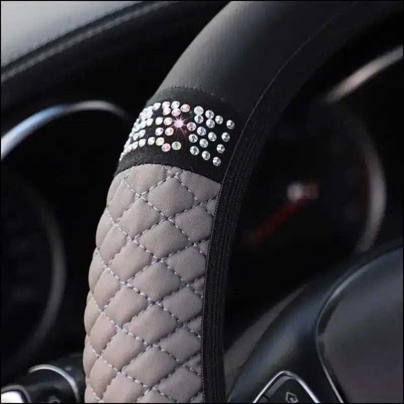 Luxury Three-Dimensional Leather Car Steering Wheel Cover 37-38cm | Embroidered & Diamond-Encrusted | Breathable Design