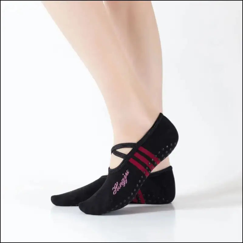 ’Non-Slip Yoga Socks with Grips & Straps for Women | Perfect Ballet Pilates Fitness Gym and Dance | Comfortable Sport