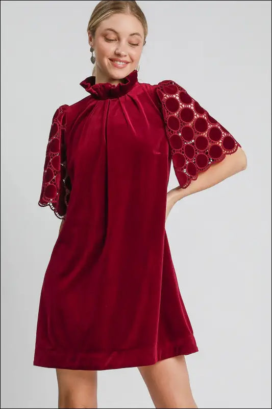 Umgee Dotted Lace Half Sleeve Mock Neck Back Tie Velvet Dress - Burgundy / S