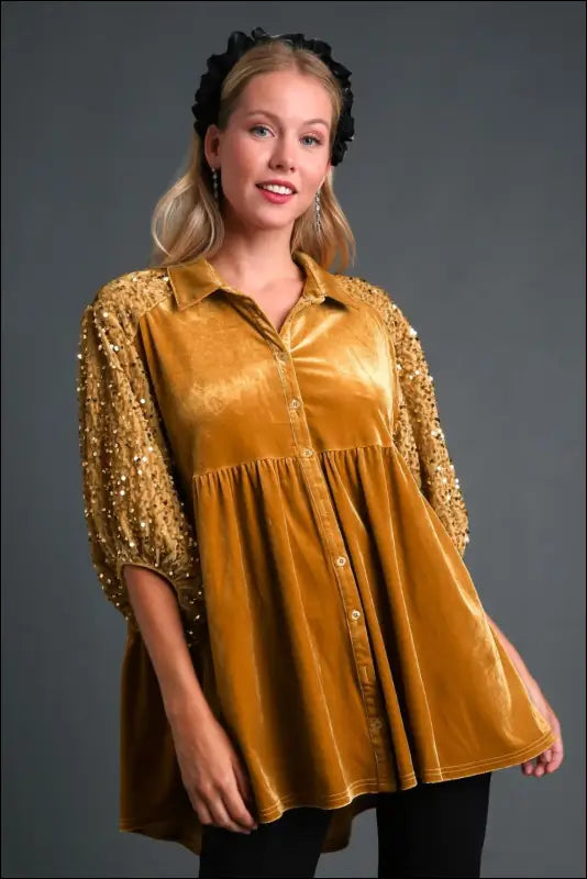 Umgee Sequin Detail Tiered Back Half Sleeve Shirt - Mustard / S