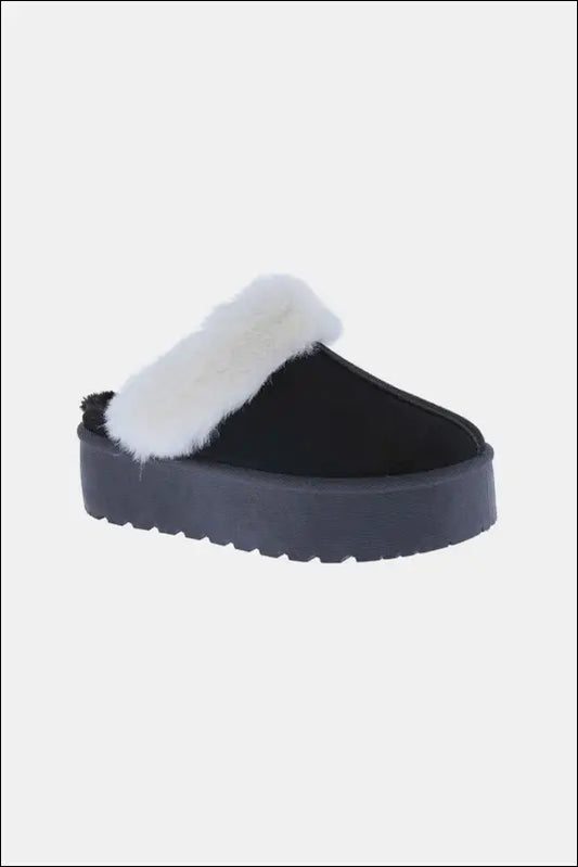 Weeboo Thick Bottom Fur Trim Snow Slippers - Black / 6.5