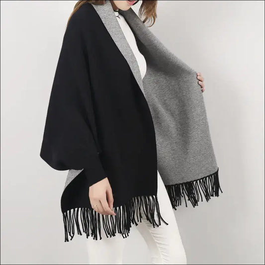 Win Winter Reversible Poncho With Fringes